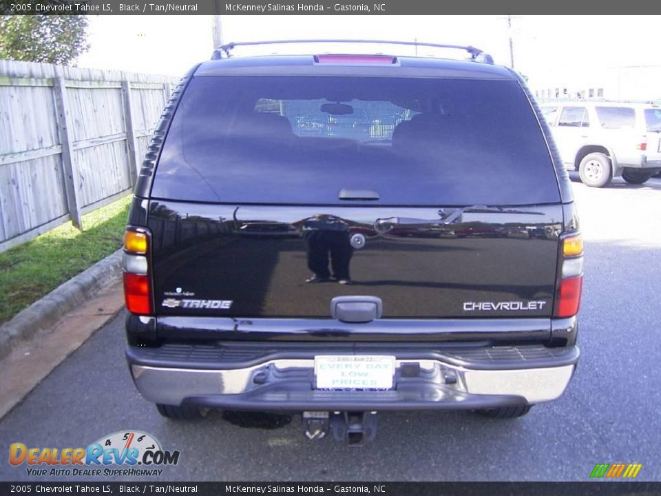2005 Chevrolet Tahoe LS Black / Tan/Neutral Photo #3