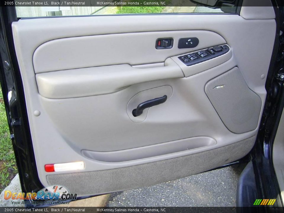 2005 Chevrolet Tahoe LS Black / Tan/Neutral Photo #7
