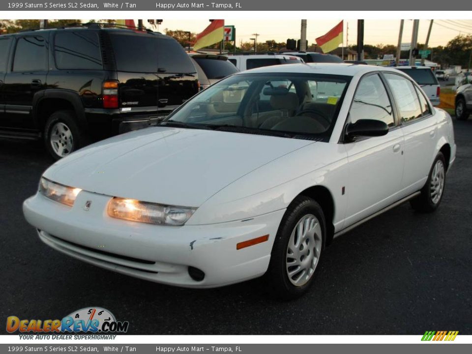 1999 Saturn S Series SL2 Sedan White / Tan Photo #5