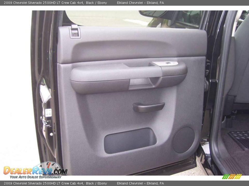 2009 Chevrolet Silverado 2500HD LT Crew Cab 4x4 Black / Ebony Photo #15