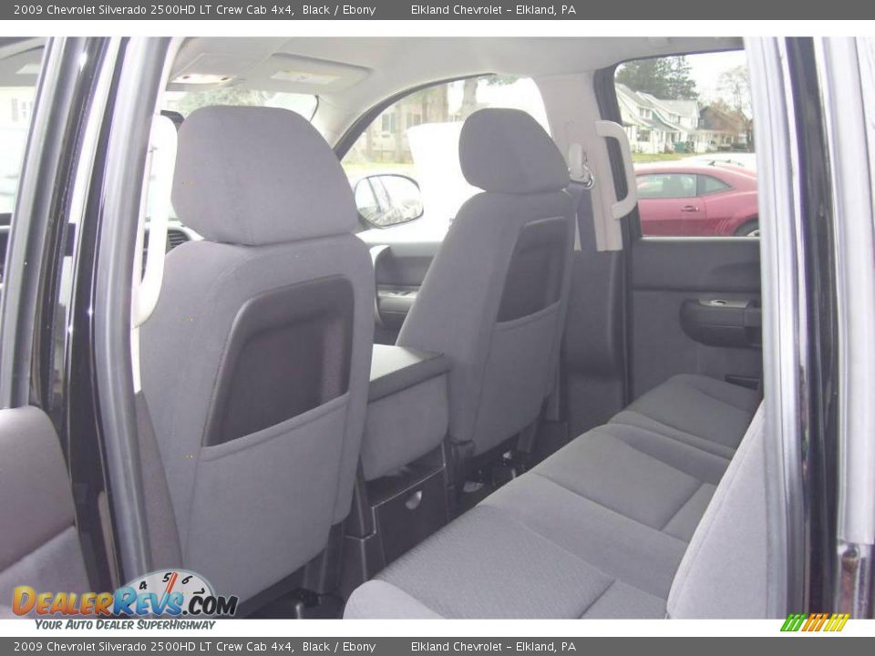 2009 Chevrolet Silverado 2500HD LT Crew Cab 4x4 Black / Ebony Photo #17
