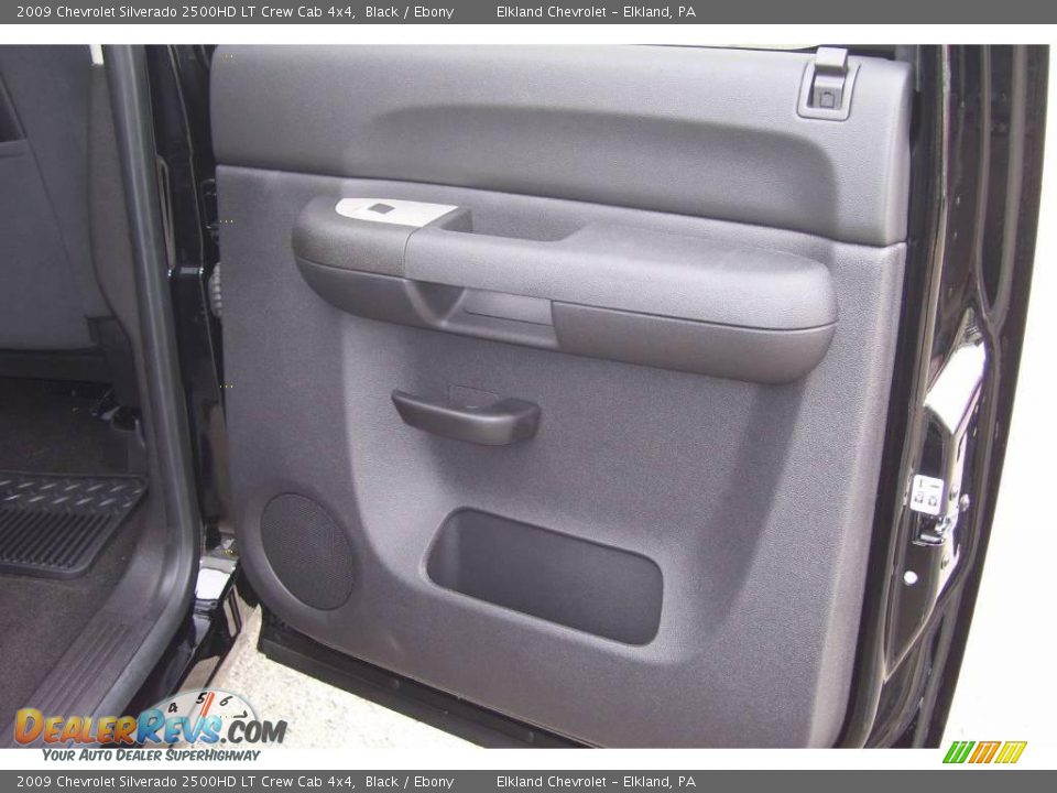 2009 Chevrolet Silverado 2500HD LT Crew Cab 4x4 Black / Ebony Photo #18