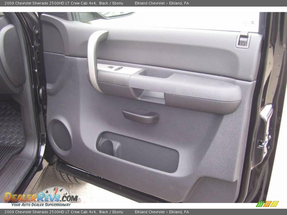 2009 Chevrolet Silverado 2500HD LT Crew Cab 4x4 Black / Ebony Photo #21