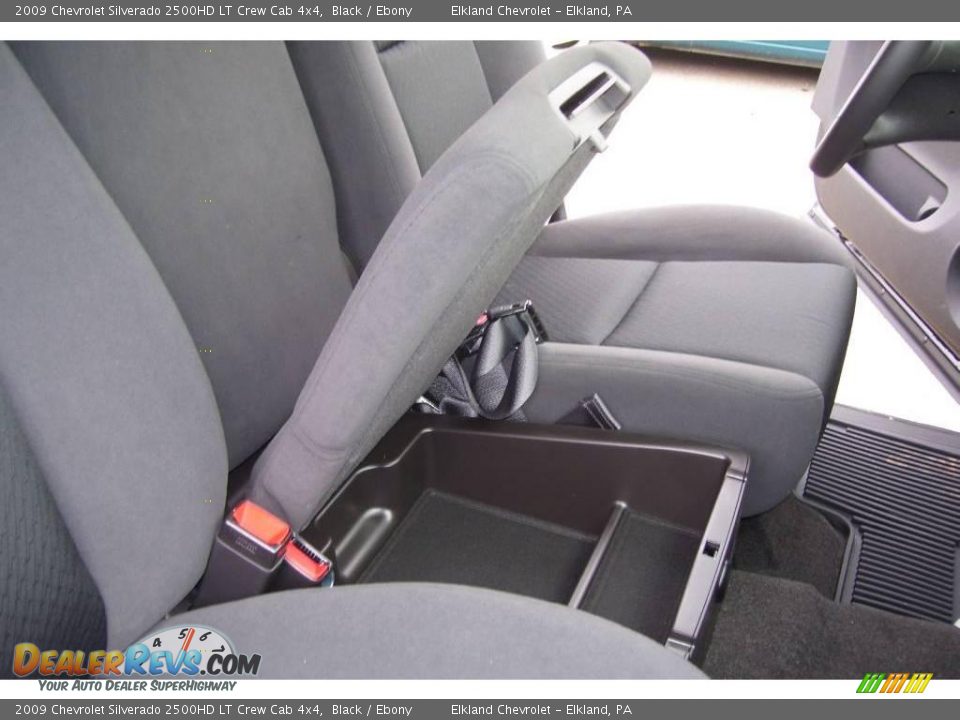2009 Chevrolet Silverado 2500HD LT Crew Cab 4x4 Black / Ebony Photo #25