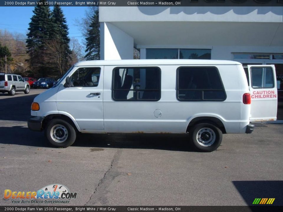 2000 Dodge Ram Van 1500 Passenger Bright White / Mist Gray Photo #1