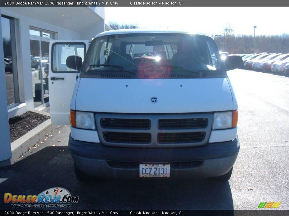 2000 Dodge Ram Van 1500 Passenger Bright White / Mist Gray Photo #2
