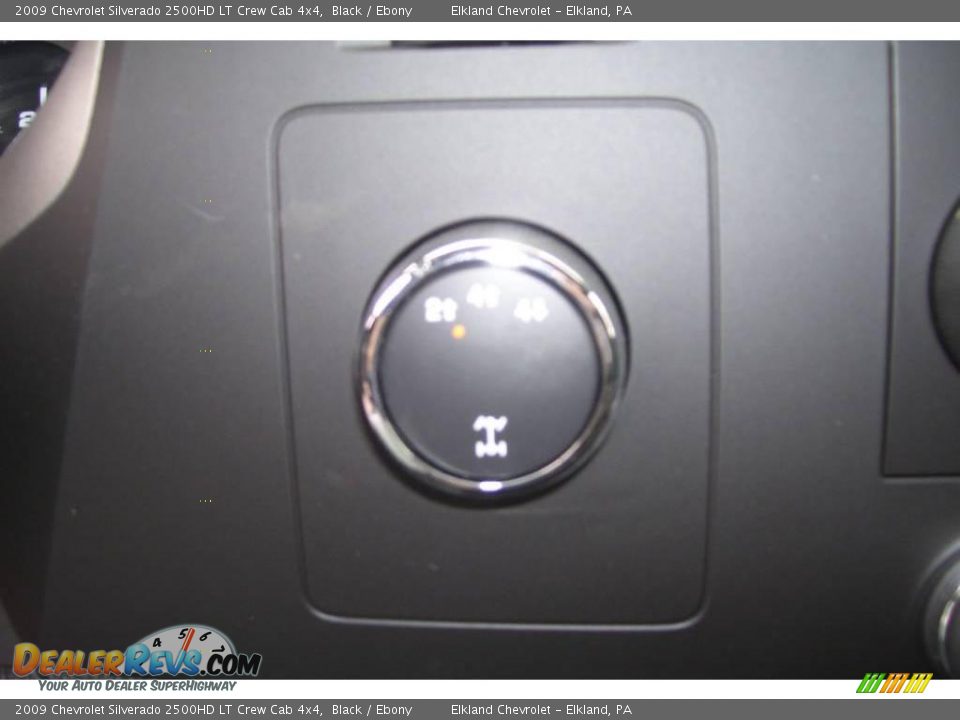 2009 Chevrolet Silverado 2500HD LT Crew Cab 4x4 Black / Ebony Photo #34