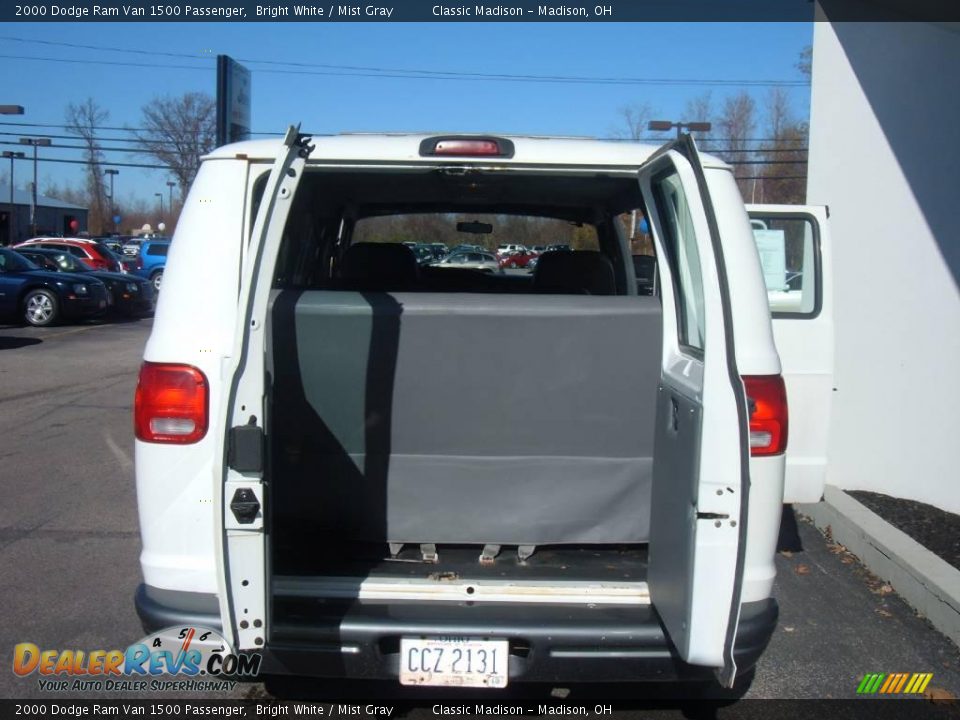 2000 Dodge Ram Van 1500 Passenger Bright White / Mist Gray Photo #3