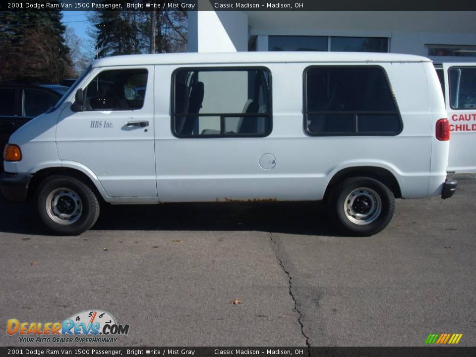 2001 Dodge Ram Van 1500 Passenger Bright White / Mist Gray Photo #1