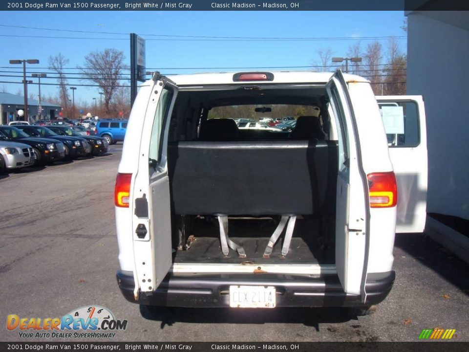 2001 Dodge Ram Van 1500 Passenger Bright White / Mist Gray Photo #2