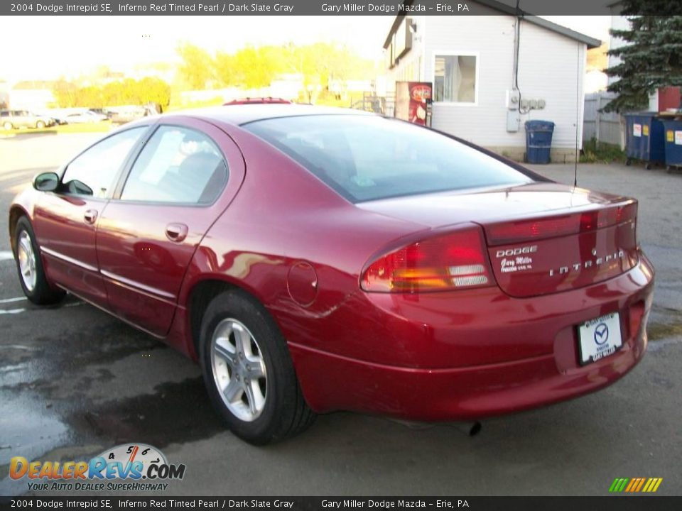 2004 Dodge Intrepid SE Inferno Red Tinted Pearl / Dark Slate Gray Photo #2