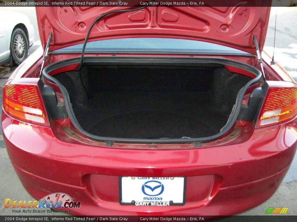 2004 Dodge Intrepid SE Inferno Red Tinted Pearl / Dark Slate Gray Photo #3