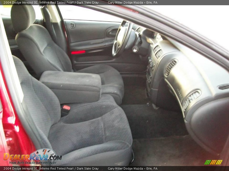 2004 Dodge Intrepid SE Inferno Red Tinted Pearl / Dark Slate Gray Photo #13