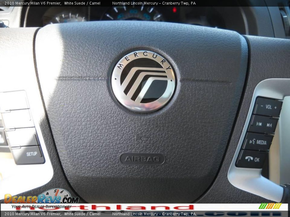 2010 Mercury Milan V6 Premier White Suede / Camel Photo #19