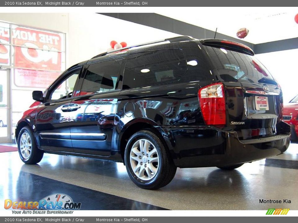2010 Kia Sedona EX Midnight Black / Gray Photo #4