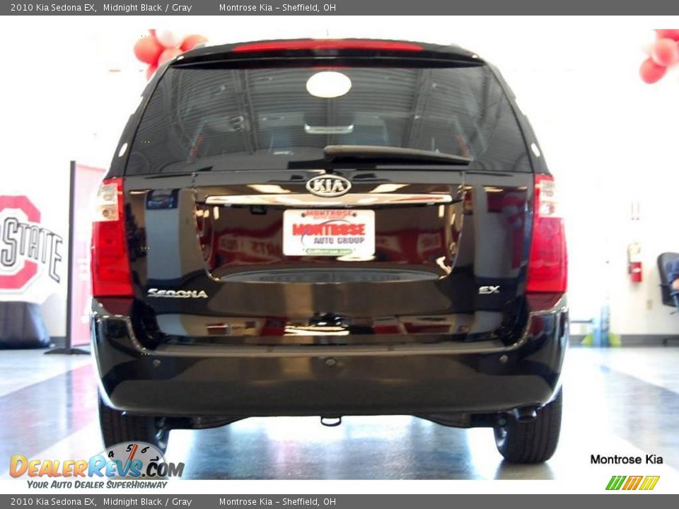 2010 Kia Sedona EX Midnight Black / Gray Photo #6