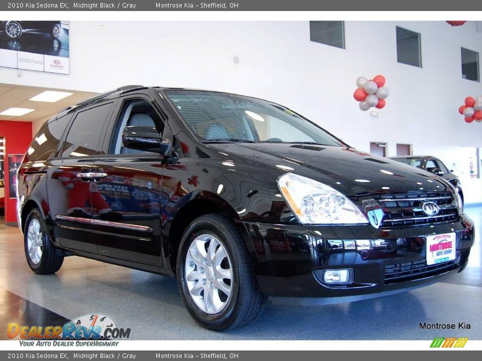 2010 Kia Sedona EX Midnight Black / Gray Photo #9
