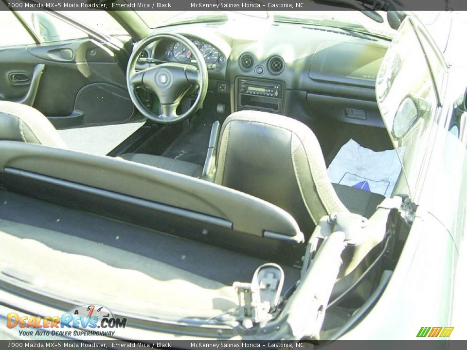 2000 Mazda MX-5 Miata Roadster Emerald Mica / Black Photo #22
