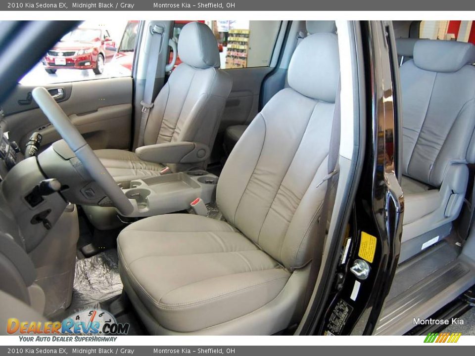 2010 Kia Sedona EX Midnight Black / Gray Photo #15