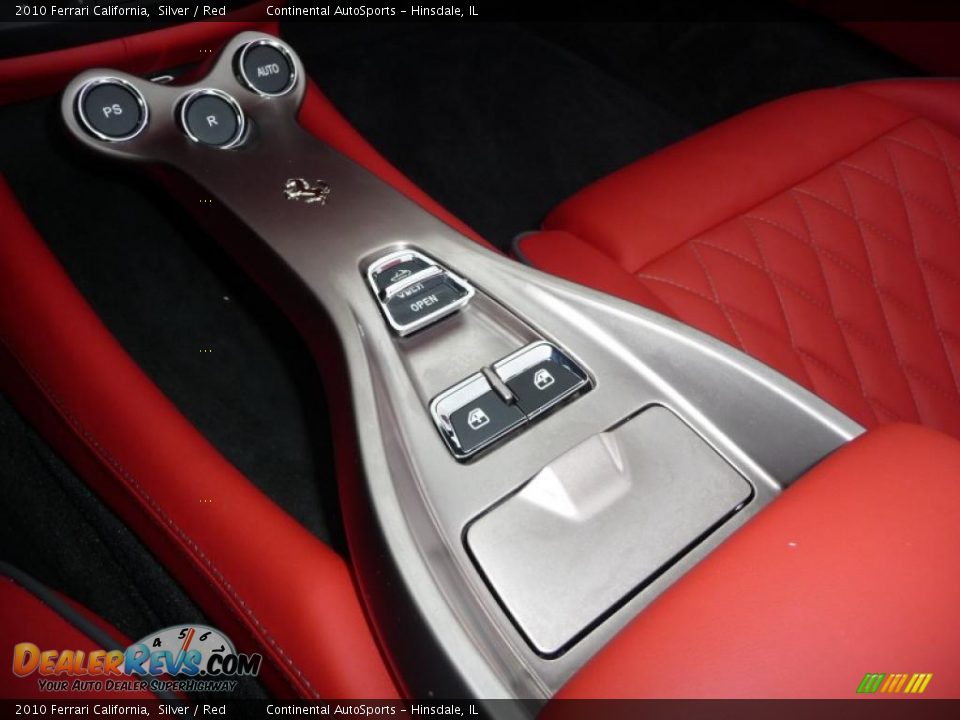 2010 Ferrari California Silver / Red Photo #32