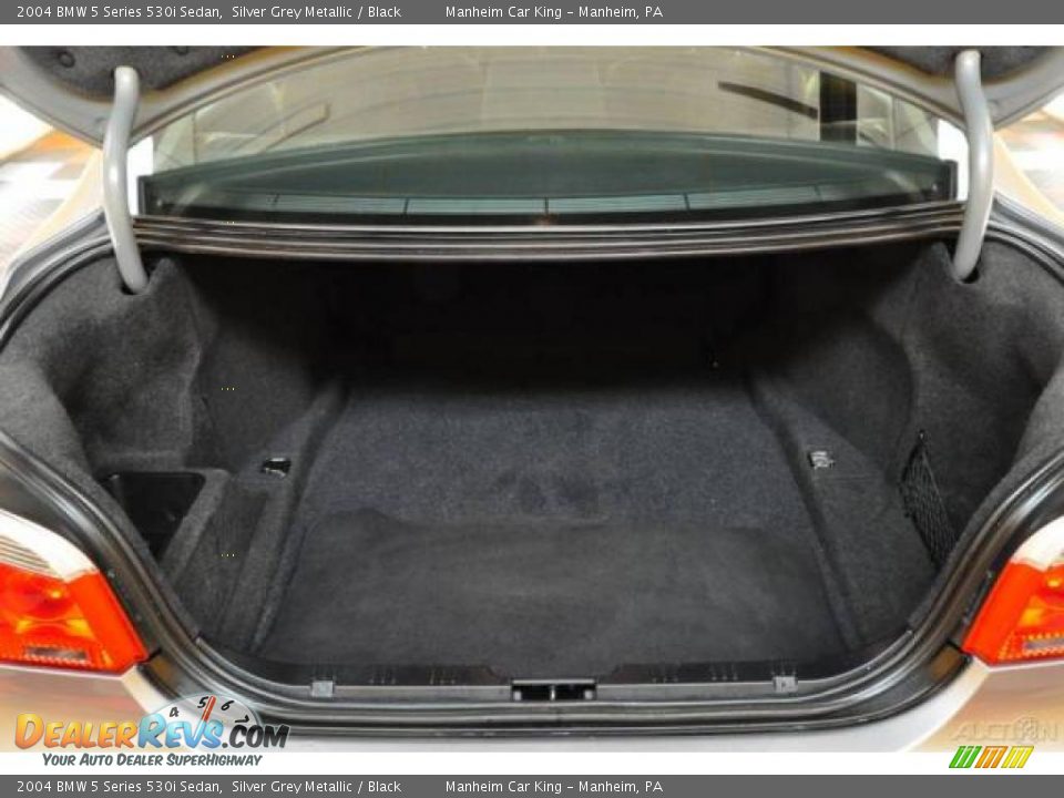 2004 BMW 5 Series 530i Sedan Silver Grey Metallic / Black Photo #16