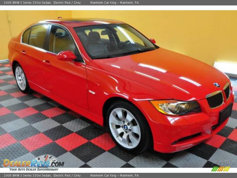 2006 BMW 3 Series 330xi Sedan Electric Red / Grey Photo #21