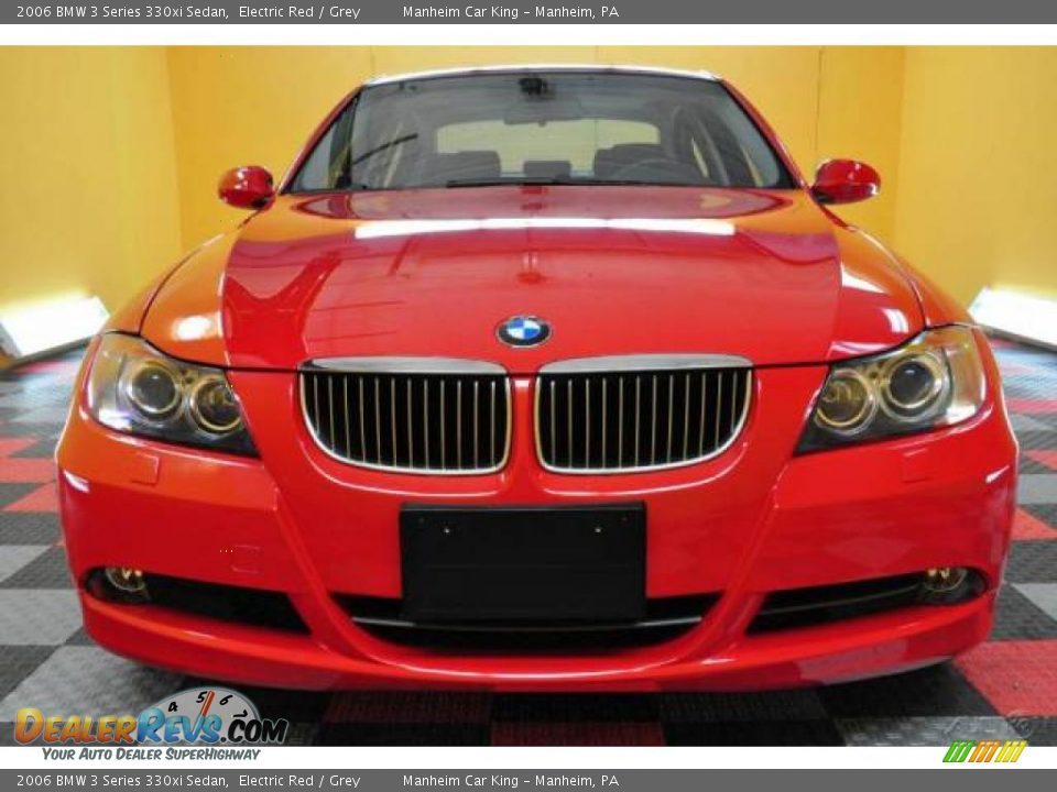 2006 BMW 3 Series 330xi Sedan Electric Red / Grey Photo #22