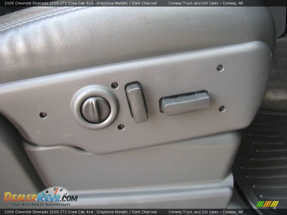 2006 Chevrolet Silverado 1500 Z71 Crew Cab 4x4 Graystone Metallic / Dark Charcoal Photo #12
