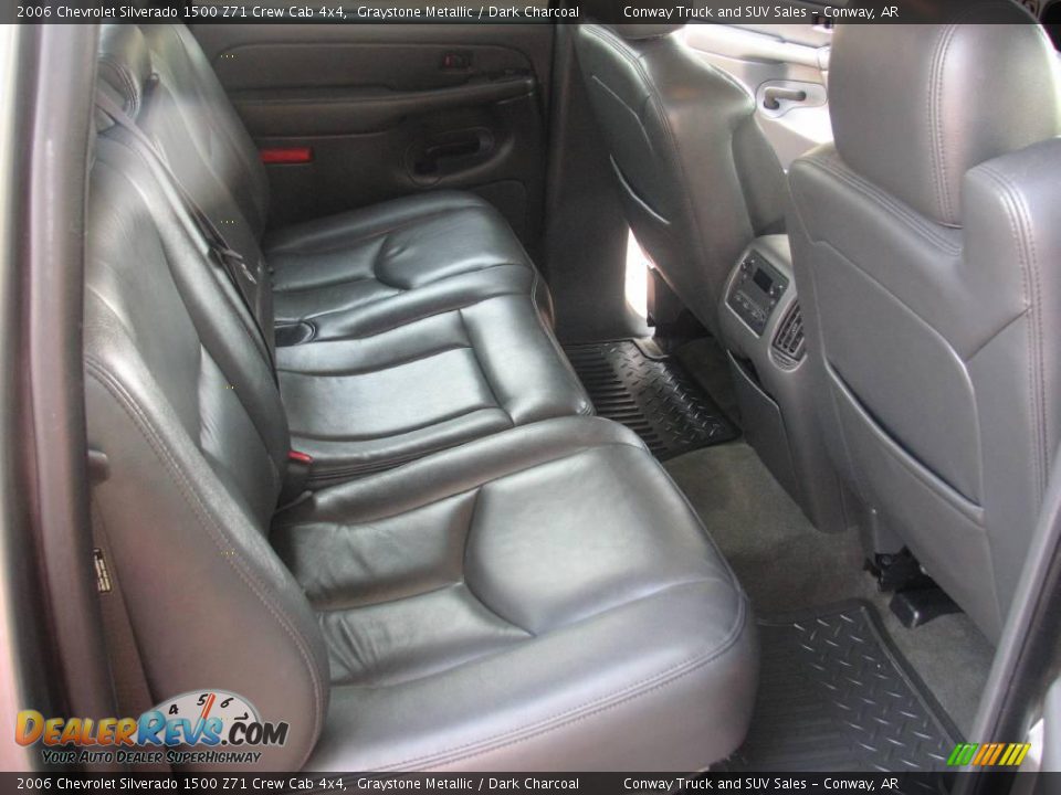 2006 Chevrolet Silverado 1500 Z71 Crew Cab 4x4 Graystone Metallic / Dark Charcoal Photo #16