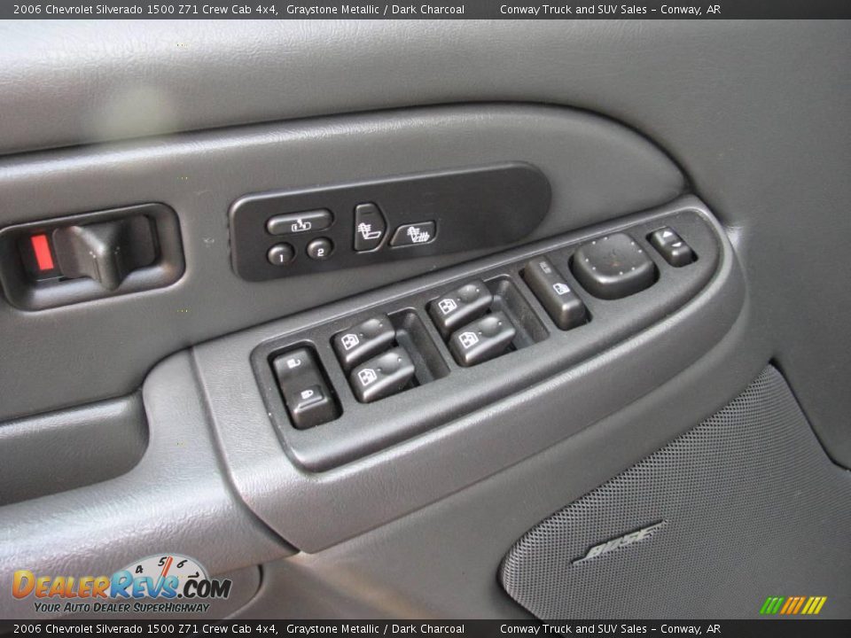 2006 Chevrolet Silverado 1500 Z71 Crew Cab 4x4 Graystone Metallic / Dark Charcoal Photo #18
