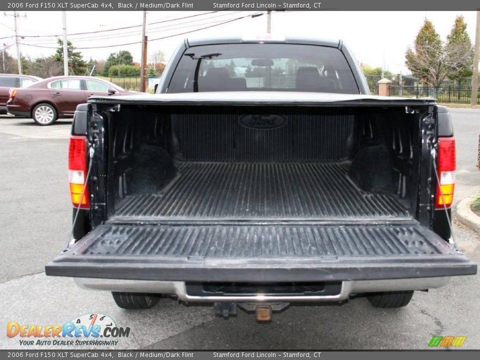 2006 Ford F150 XLT SuperCab 4x4 Black / Medium/Dark Flint Photo #11