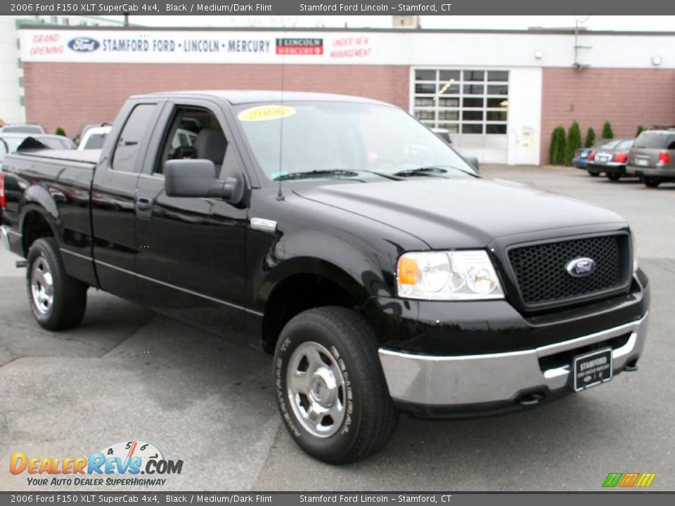 2006 Ford F150 XLT SuperCab 4x4 Black / Medium/Dark Flint Photo #13