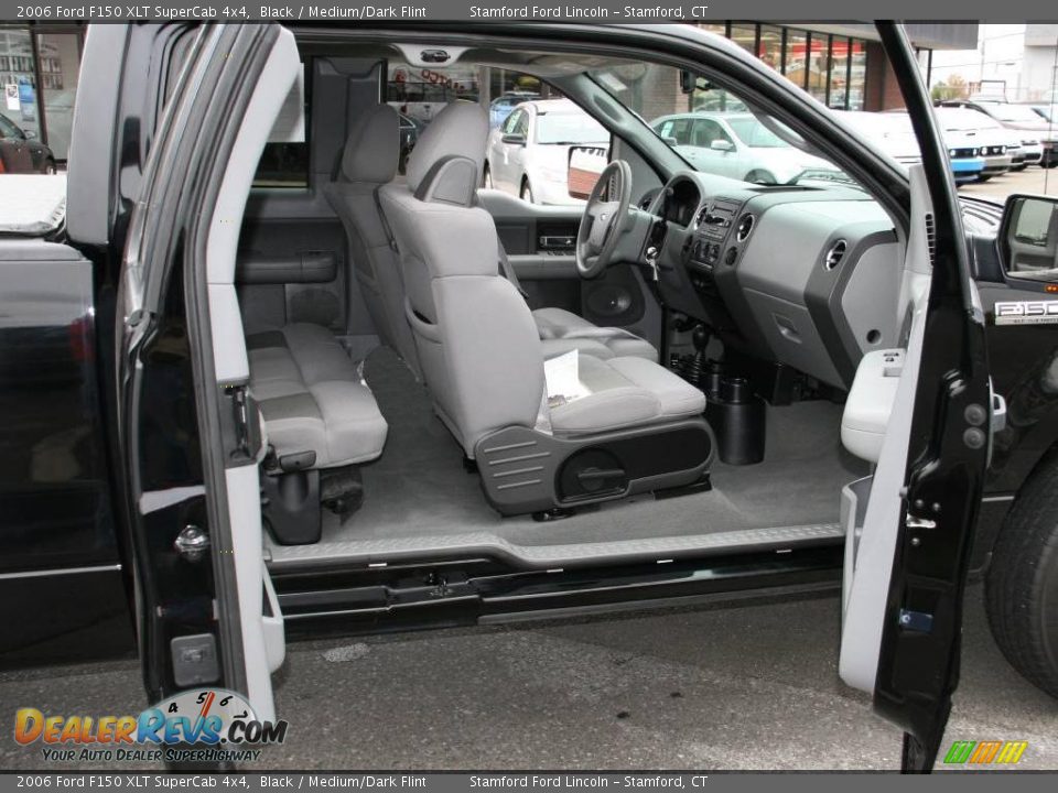 2006 Ford F150 XLT SuperCab 4x4 Black / Medium/Dark Flint Photo #15