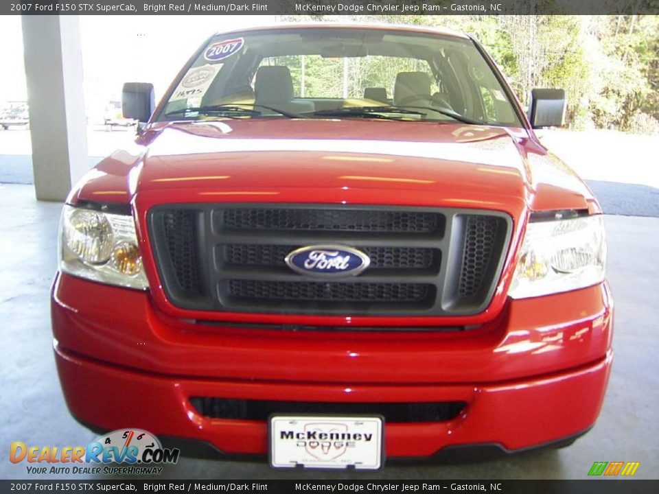 2007 Ford F150 STX SuperCab Bright Red / Medium/Dark Flint Photo #1