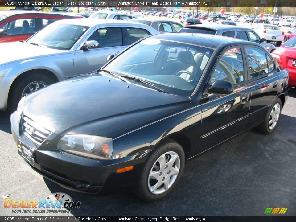 2005 Hyundai Elantra GLS Sedan Black Obsidian / Gray Photo #1
