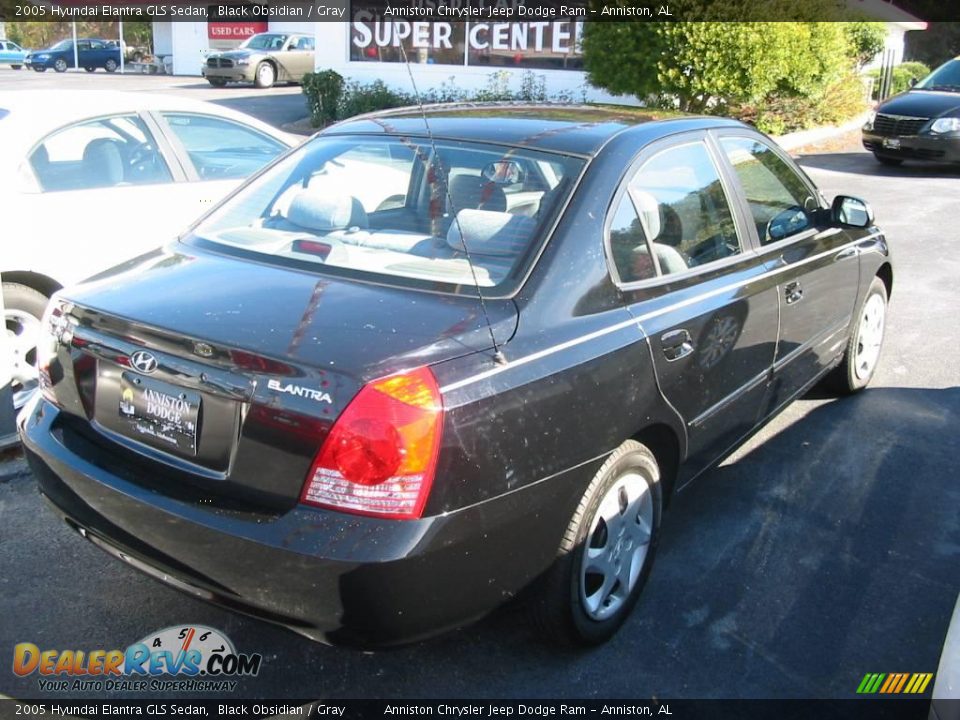 2005 Hyundai Elantra GLS Sedan Black Obsidian / Gray Photo #2