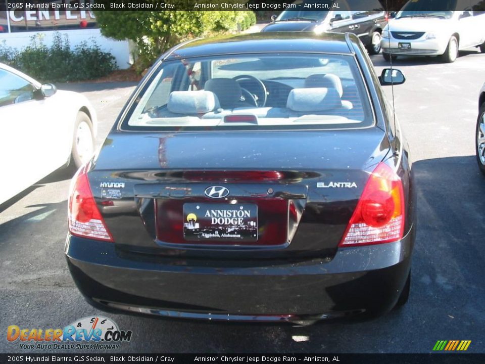 2005 Hyundai Elantra GLS Sedan Black Obsidian / Gray Photo #3