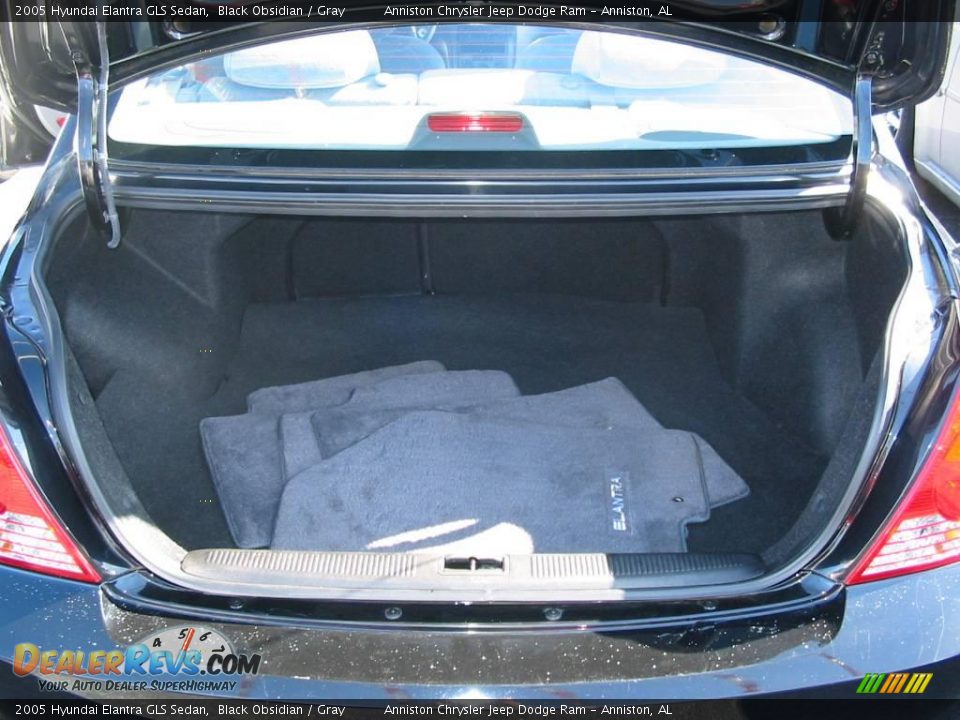 2005 Hyundai Elantra GLS Sedan Black Obsidian / Gray Photo #7