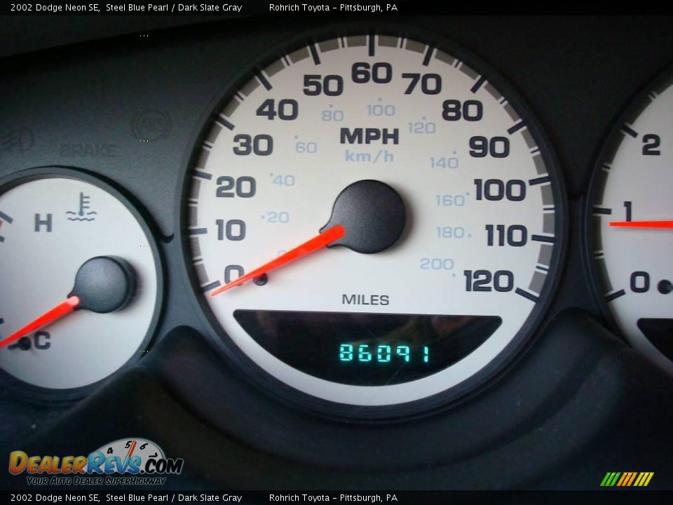 2002 Dodge Neon SE Steel Blue Pearl / Dark Slate Gray Photo #20