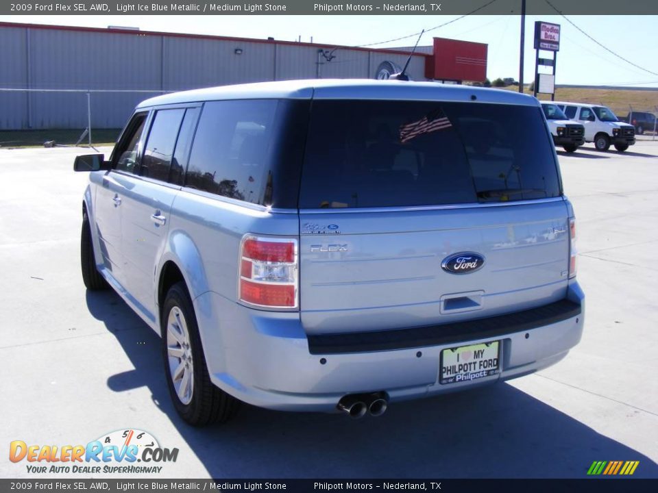 2009 Ford Flex SEL AWD Light Ice Blue Metallic / Medium Light Stone Photo #8