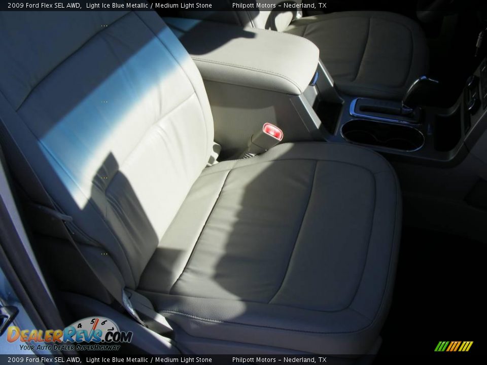 2009 Ford Flex SEL AWD Light Ice Blue Metallic / Medium Light Stone Photo #25
