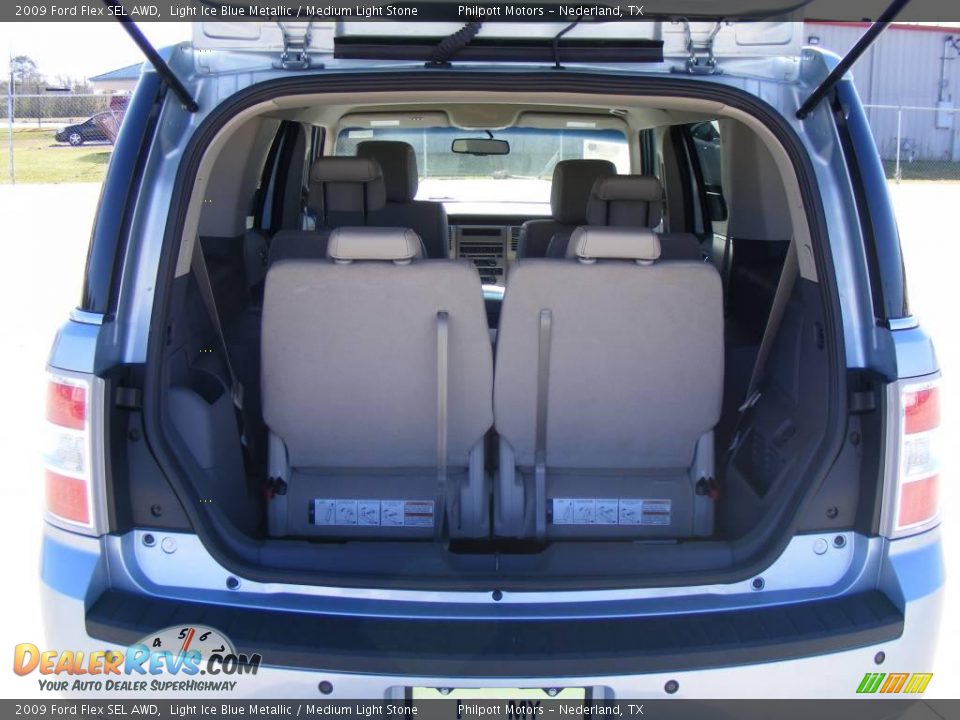 2009 Ford Flex SEL AWD Light Ice Blue Metallic / Medium Light Stone Photo #30