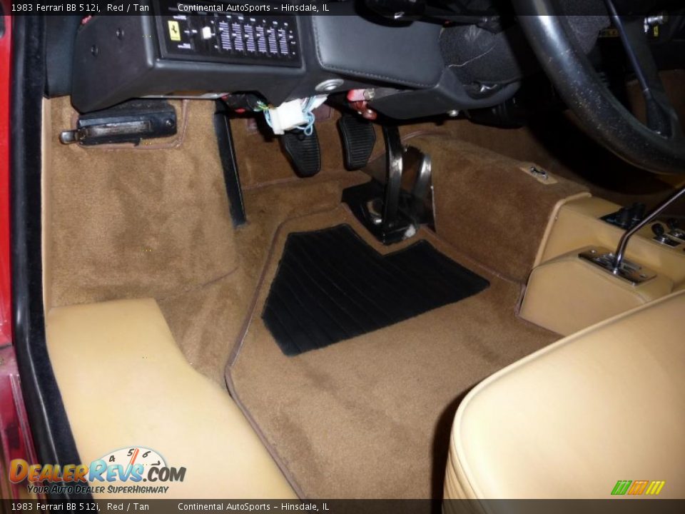 Controls of 1983 Ferrari BB 512i  Photo #24