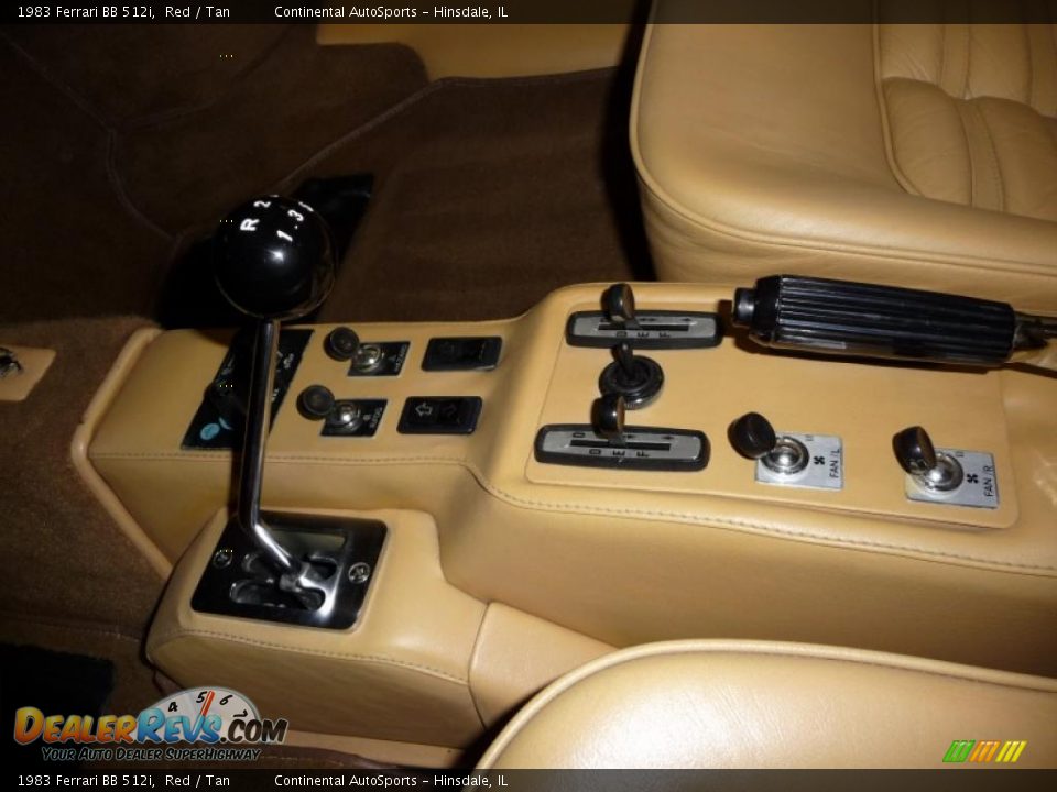Controls of 1983 Ferrari BB 512i  Photo #25