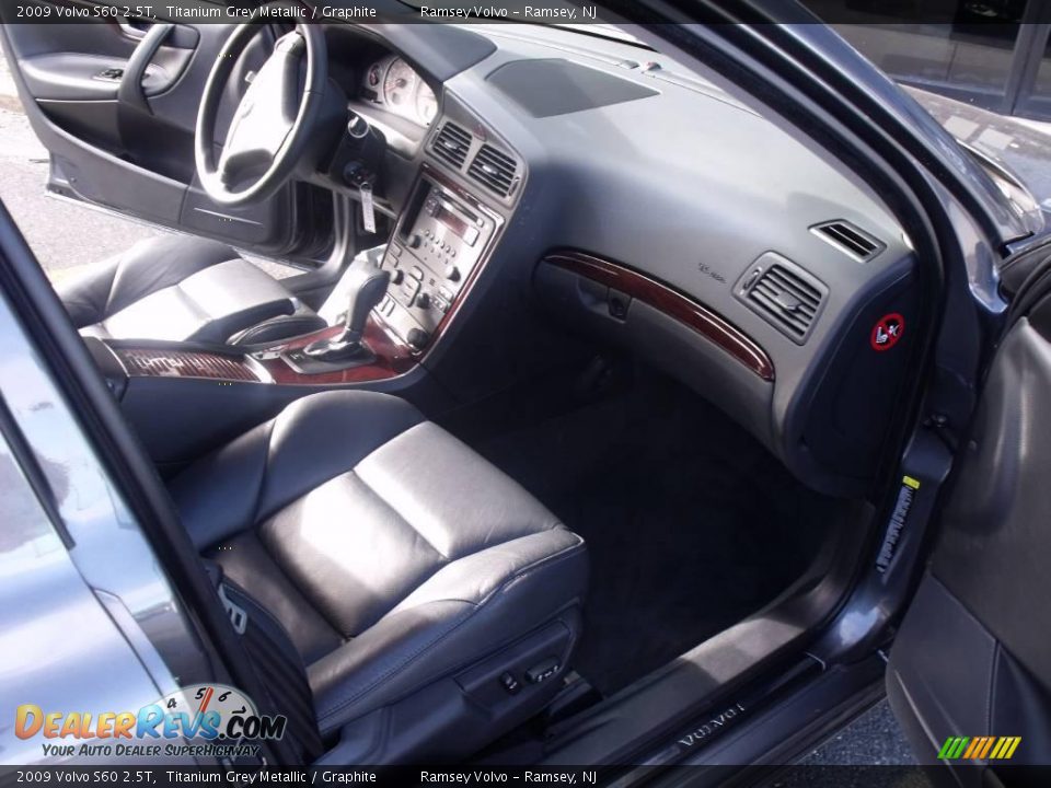 2009 Volvo S60 2.5T Titanium Grey Metallic / Graphite Photo #14