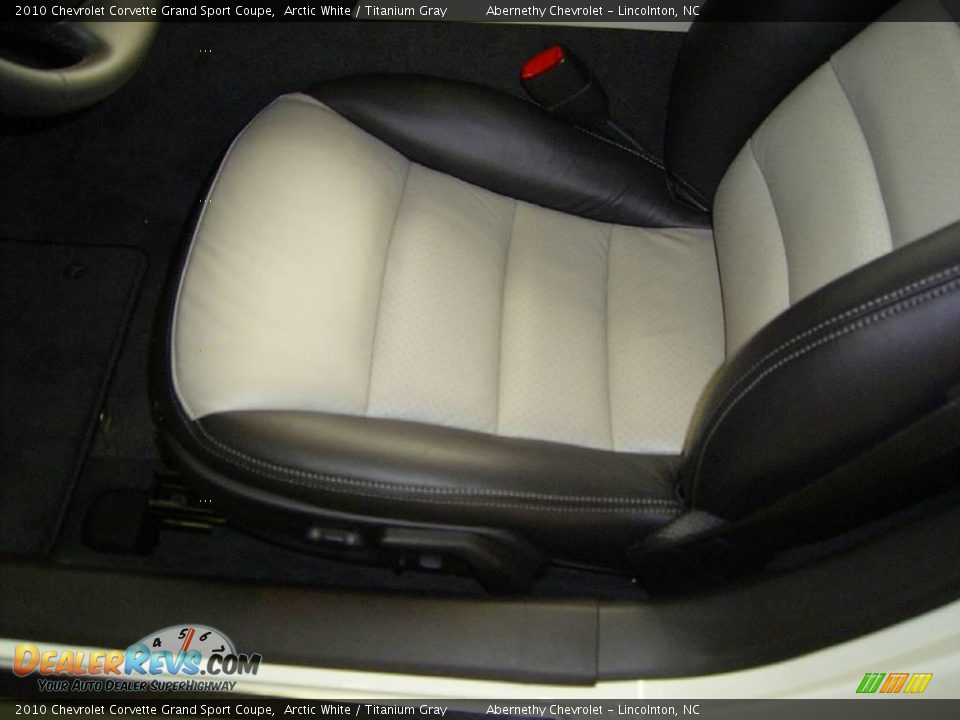 2010 Chevrolet Corvette Grand Sport Coupe Arctic White / Titanium Gray Photo #8