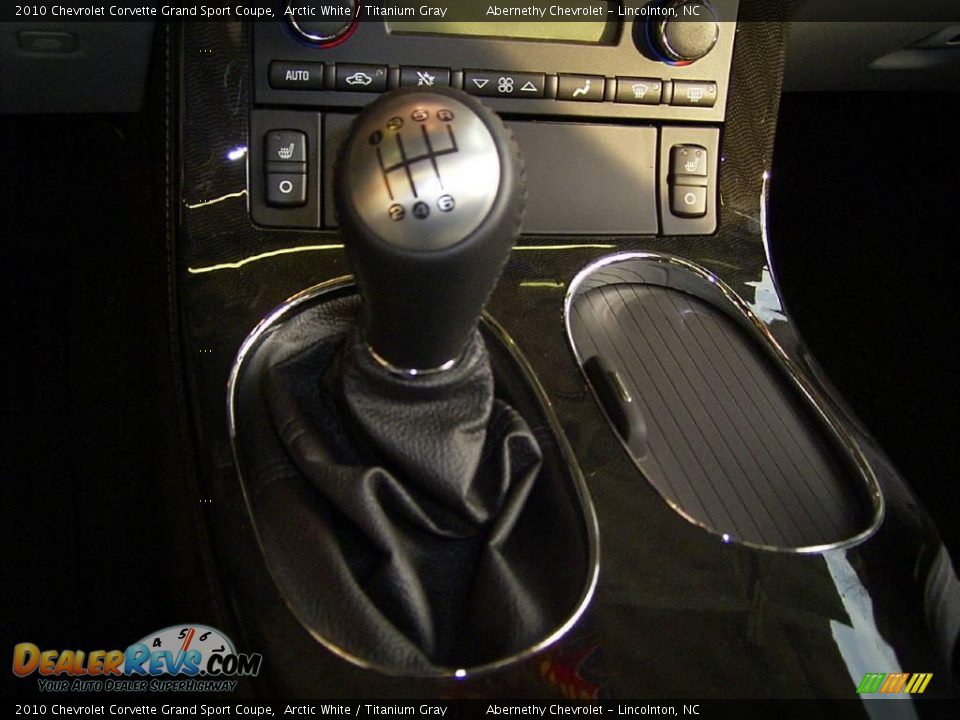 2010 Chevrolet Corvette Grand Sport Coupe Arctic White / Titanium Gray Photo #16