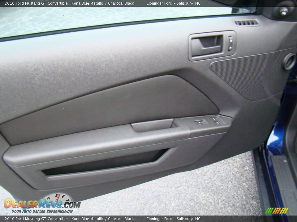 2010 Ford Mustang GT Convertible Kona Blue Metallic / Charcoal Black Photo #13