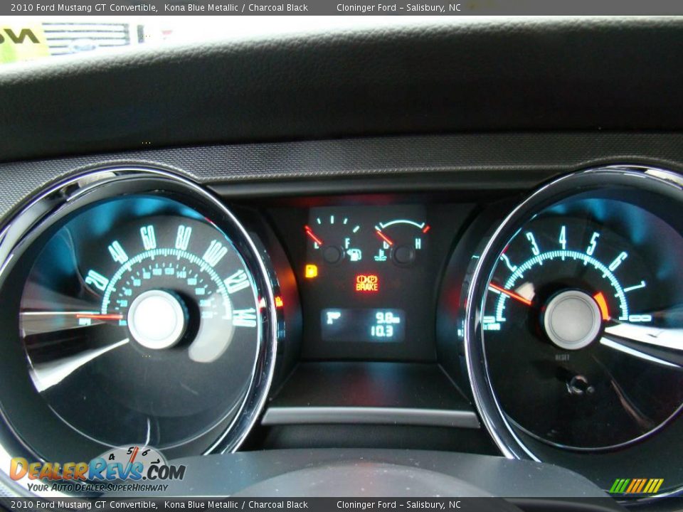 2010 Ford Mustang GT Convertible Kona Blue Metallic / Charcoal Black Photo #15