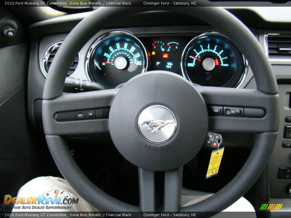 2010 Ford Mustang GT Convertible Kona Blue Metallic / Charcoal Black Photo #16